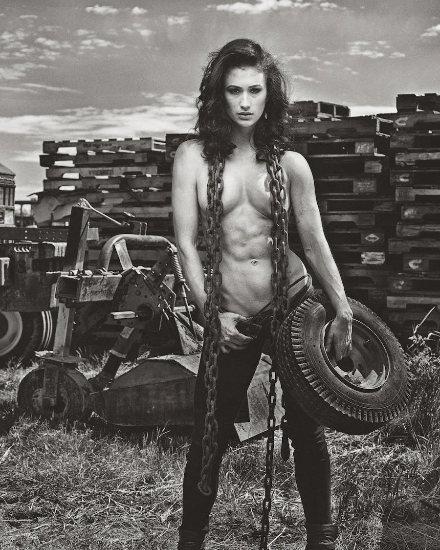 dar-ramos-photography-glamour-portrait-photography-model-workshop-vancouver-fashion-photographer-bc20160109_0302.jpge final DSCF5224 sepia.jpg