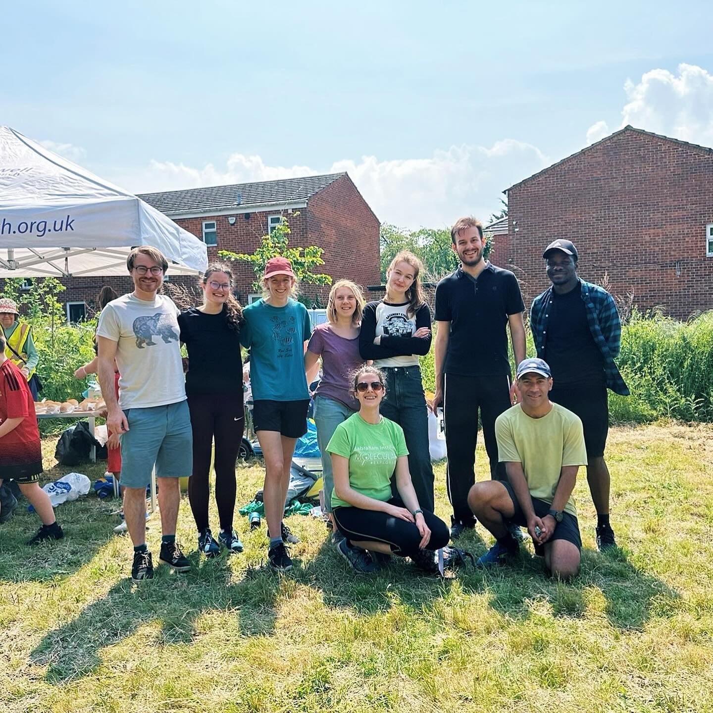 Some of our 20s &amp; 30s group had a great time this Saturday helping Christ the Redeemer &amp; Barnwell Baptist churches with one of their &lsquo;Love Barnwell&rsquo; projects! 🌳☀️❤️ We loved having an opportunity to practically bless people in th