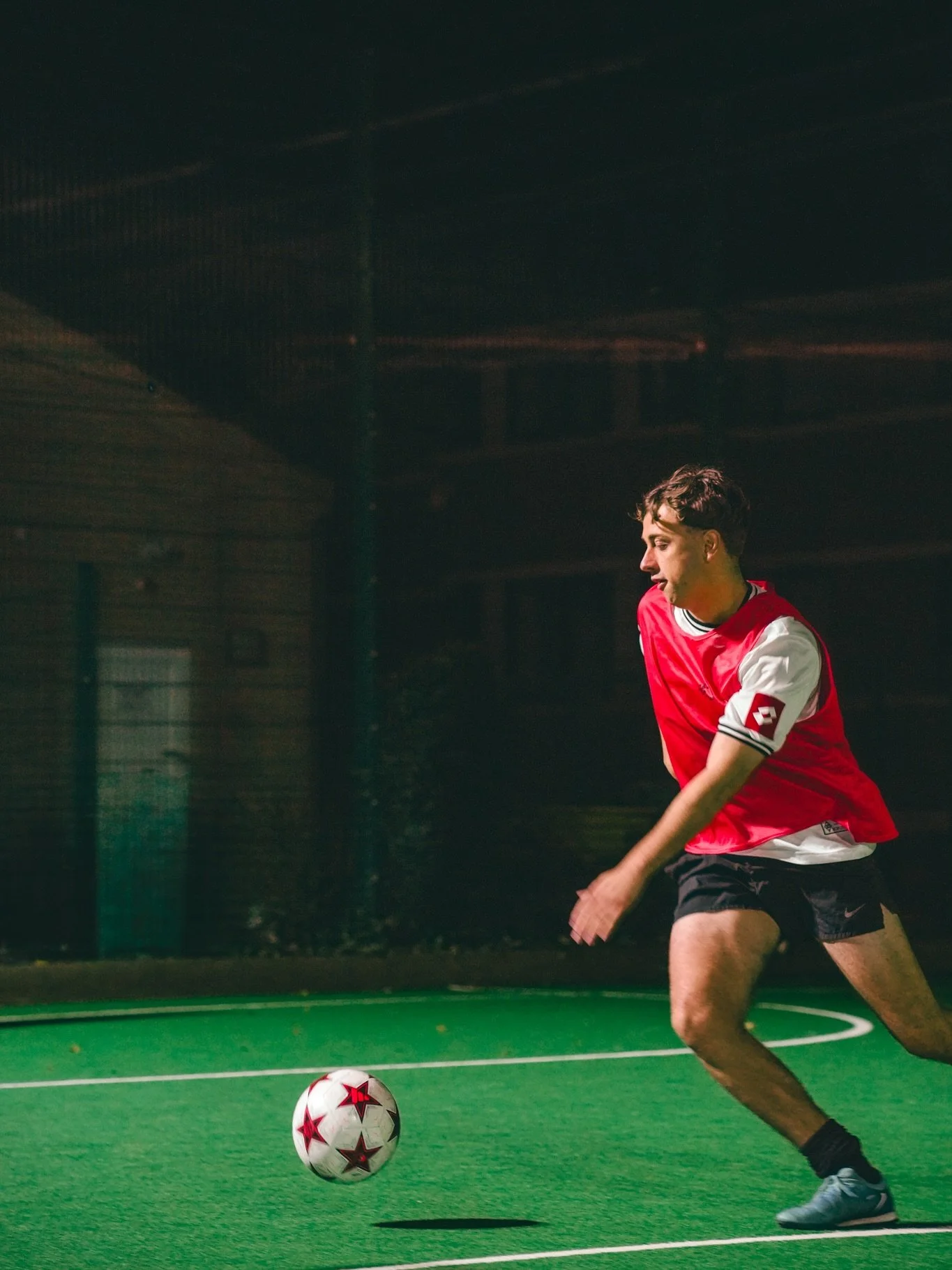 Wednesday Night Football is back, but in a new location! Join us at Abbey Leisure from 9.00&ndash;10.00pm &ndash; men and women of all abilities welcome. Your first session is free, and then after that it&rsquo;s &pound;2.50. Sign up link in bio. ⚽
