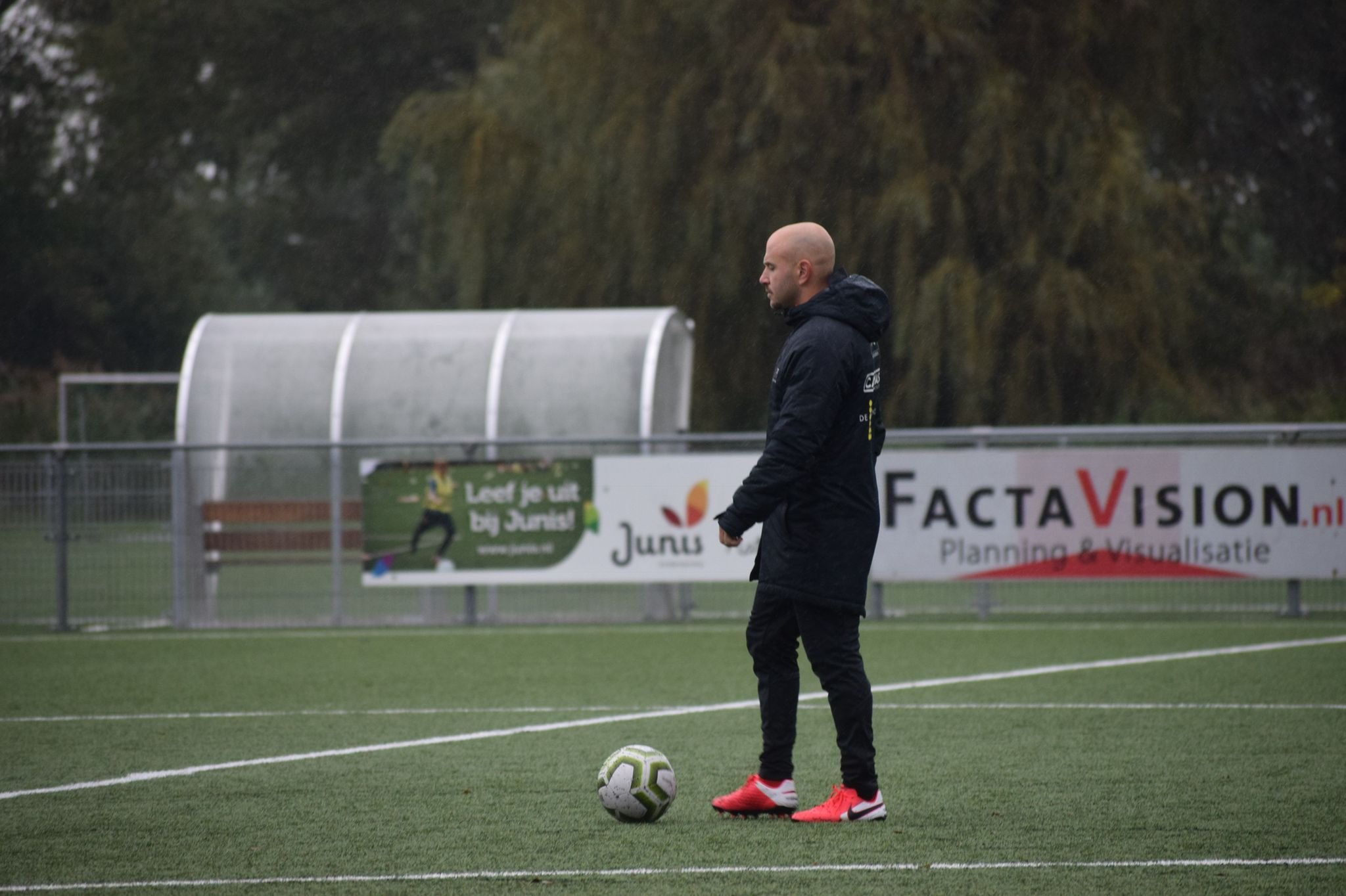 ex-profvoetballer nick coster cospt personal voetbal training.jpeg