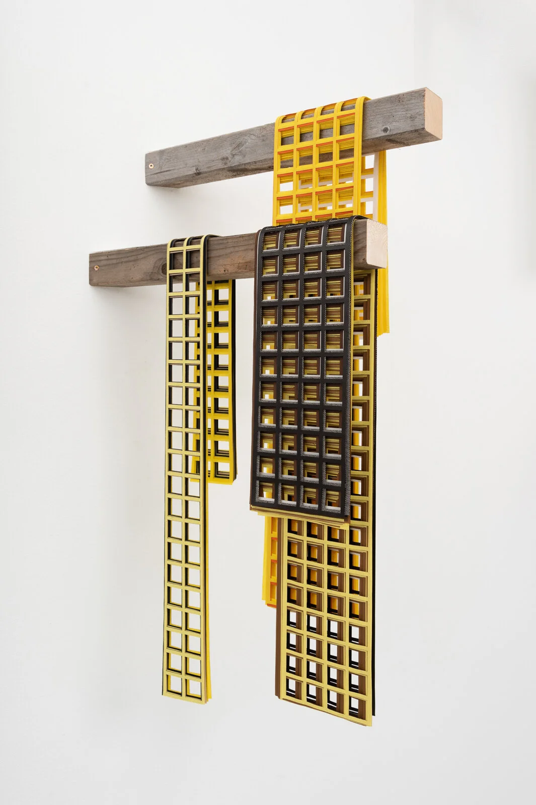  Mari Ulland | Brun, Grid 10.08.21, 1-4.  Photo Thomas Tveter 