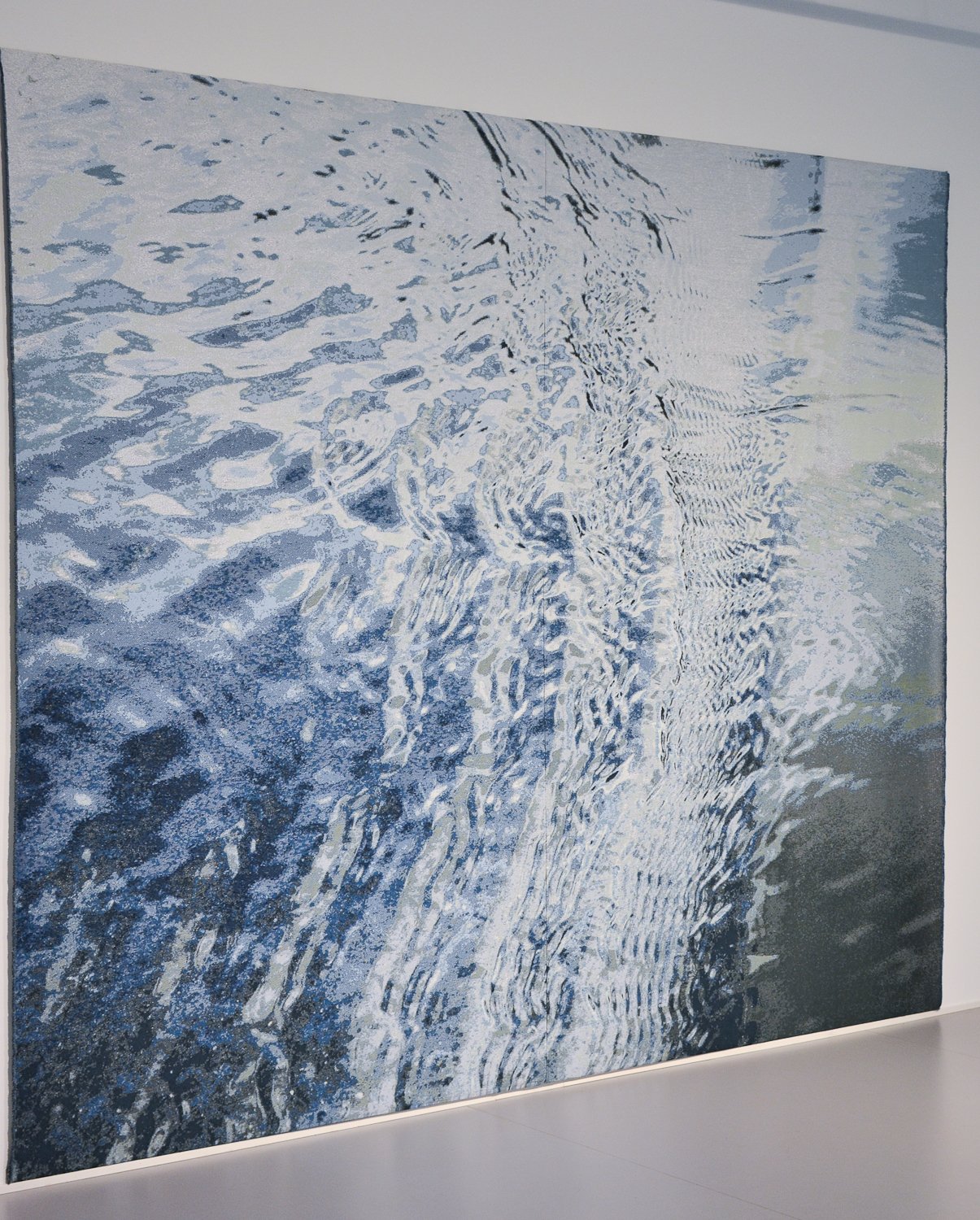  Kari Dyrdal | Invisible Continuity I  Loom, digital weave. 2012, 258 cm x 313 cm,   Photo: Andre Gali 