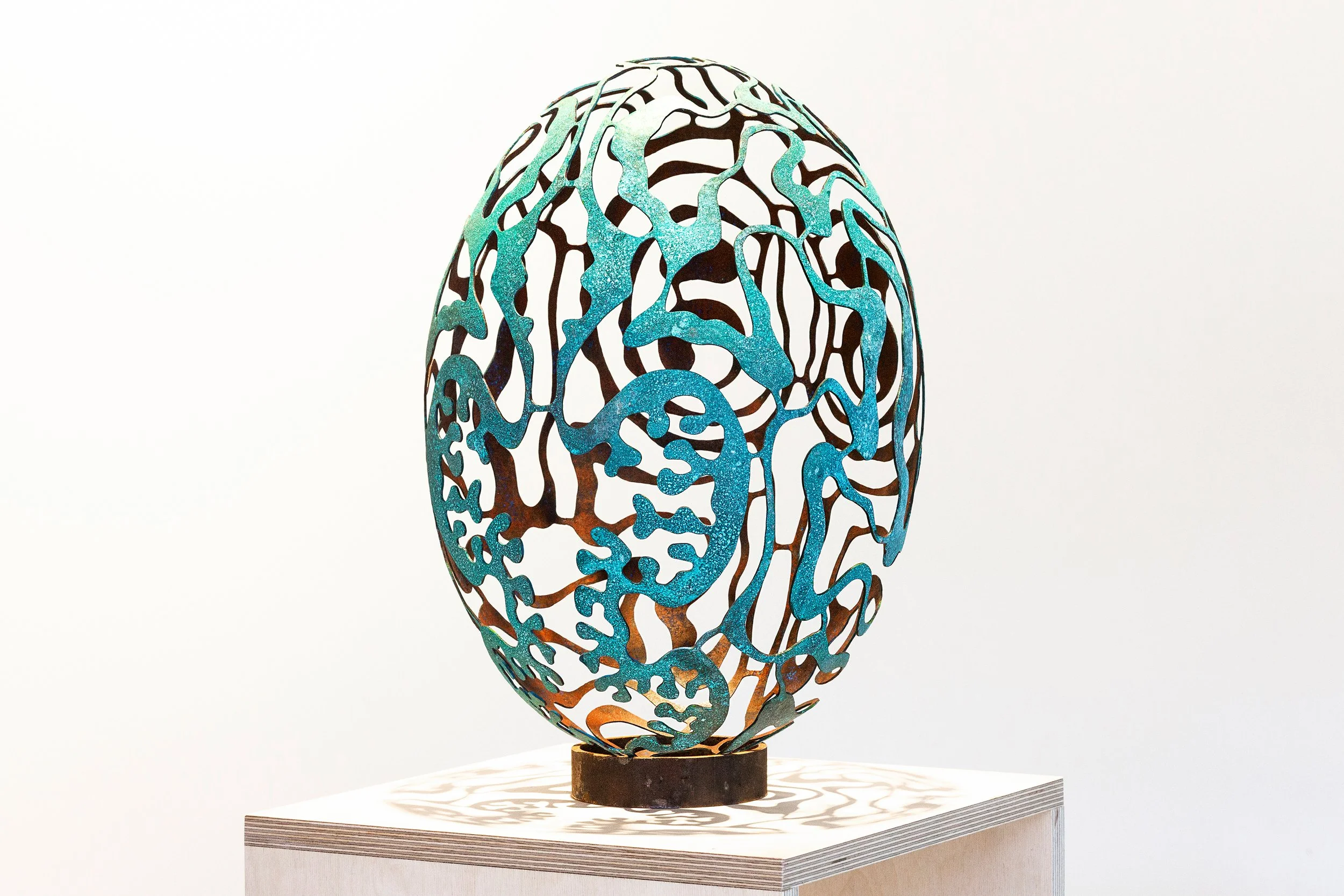 Aron Li "Egg, blå-rød"