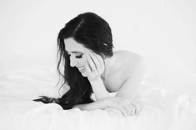 Pure beauty and happiness.⠀⠀⠀⠀⠀⠀⠀⠀⠀
Smiles are the best. ⠀⠀⠀⠀⠀⠀⠀⠀⠀
#amberjonesboudoir⠀⠀⠀⠀⠀⠀⠀⠀⠀
Hair and Makeup: @transcendantmakeup