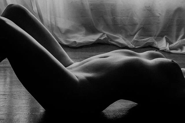 With all the uncertainty in the world, one thing I do know is that I love photographing women. ⠀⠀⠀⠀⠀⠀⠀⠀⠀
#amberjonesboudoir