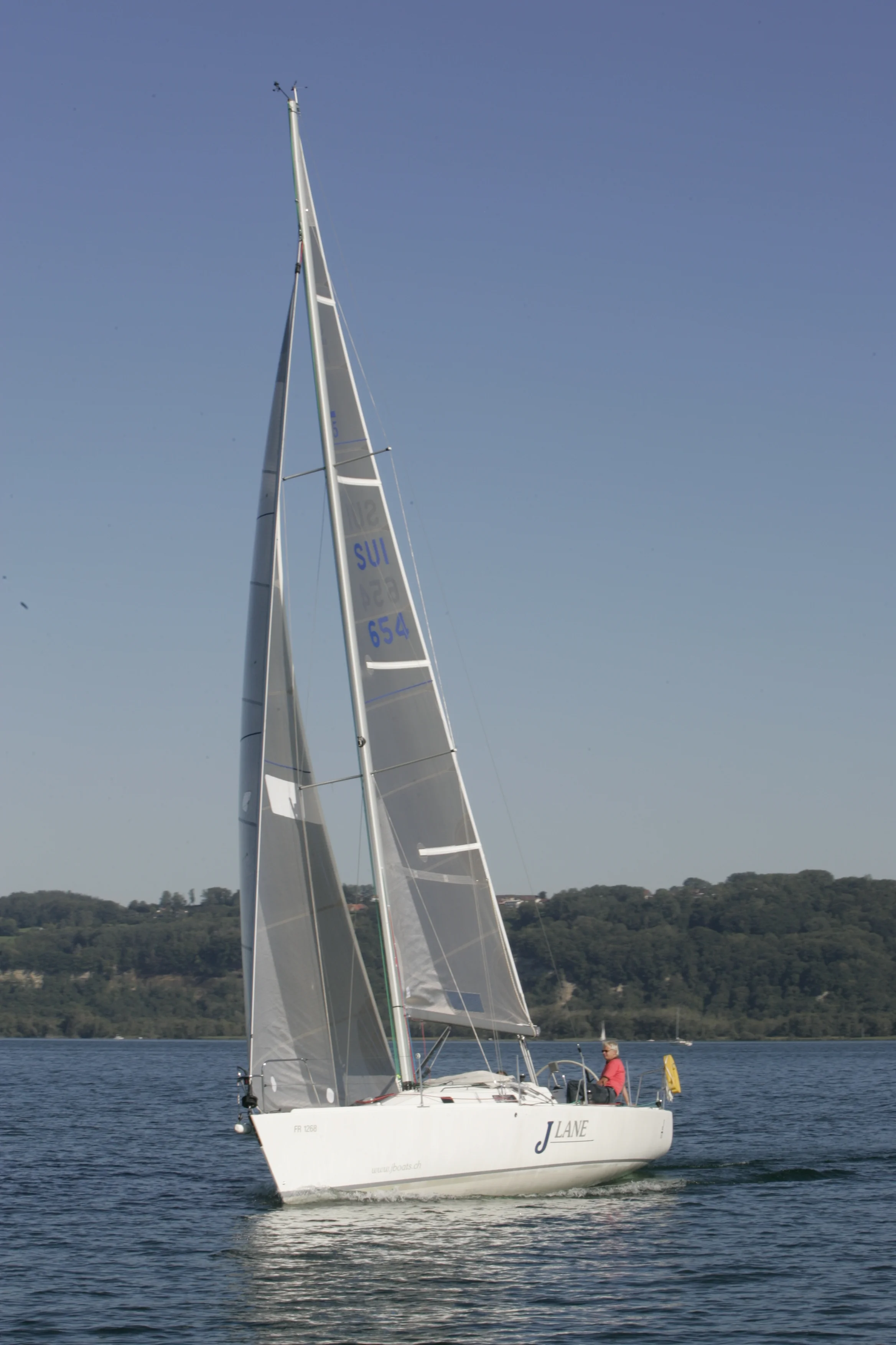 J-105: mit Grosssegel und Genua aus MAXX-Pentex