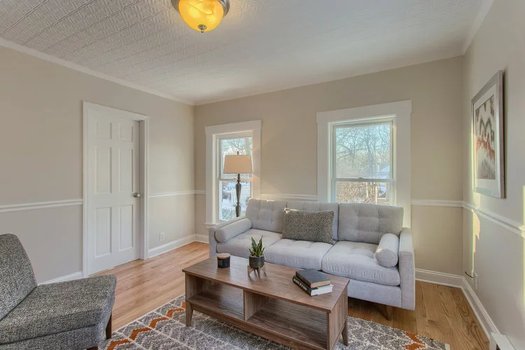 5+Walnut+Street,+Methuen,+MA_207-HDR(3).jpg