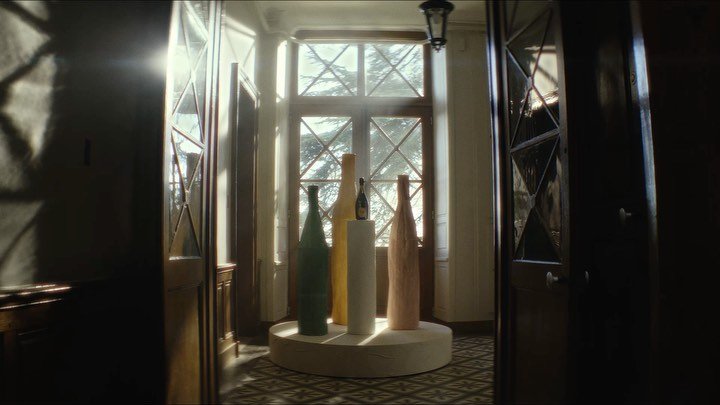 La Grande Dame Millesim 2015 tasting experience in sound &amp; motion for @veuveclicquot 🥂

In collaboration with Cellar Master @didier_mariotti &amp; Ceramic Artist @paolaparonettocreations 

Produced by @_dacor_

Director @julien.seignol 
DOP @jea