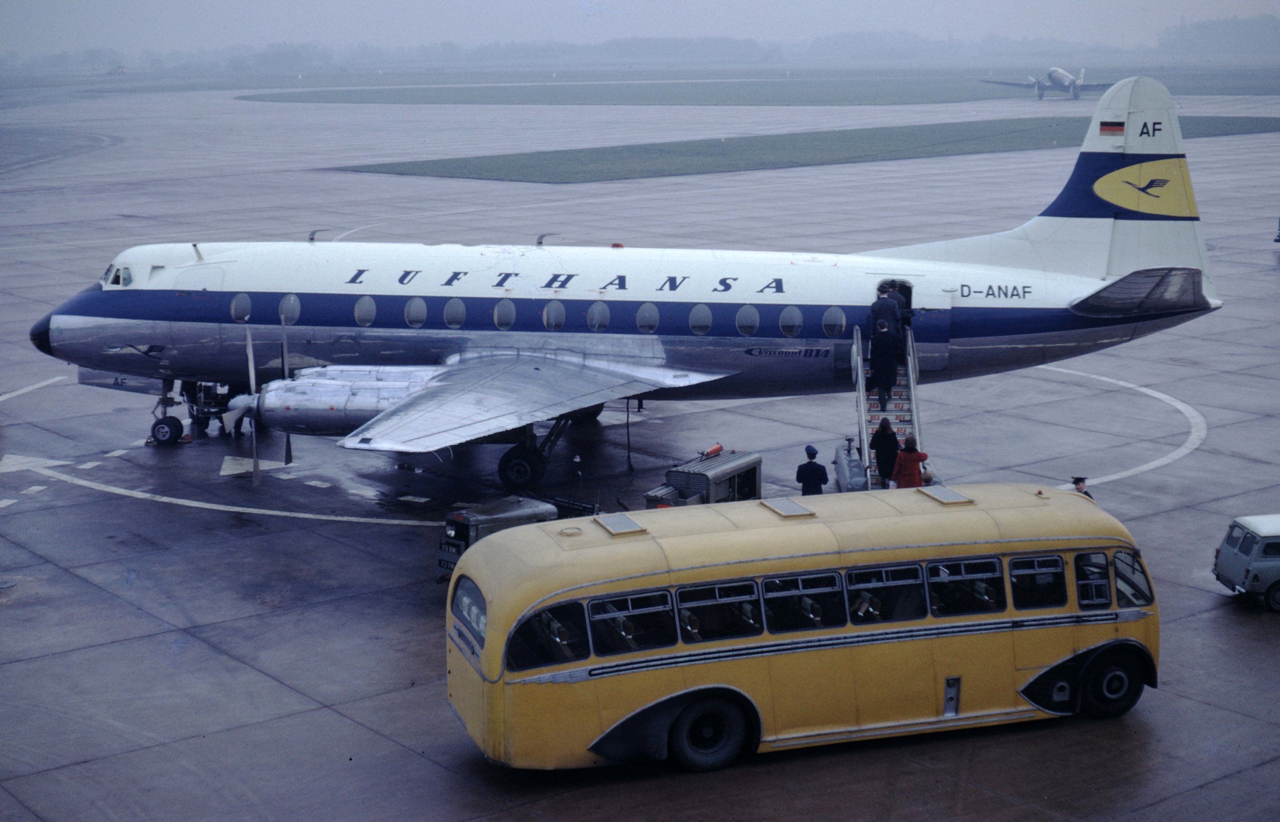 LH Viscount Jan 1966.jpg