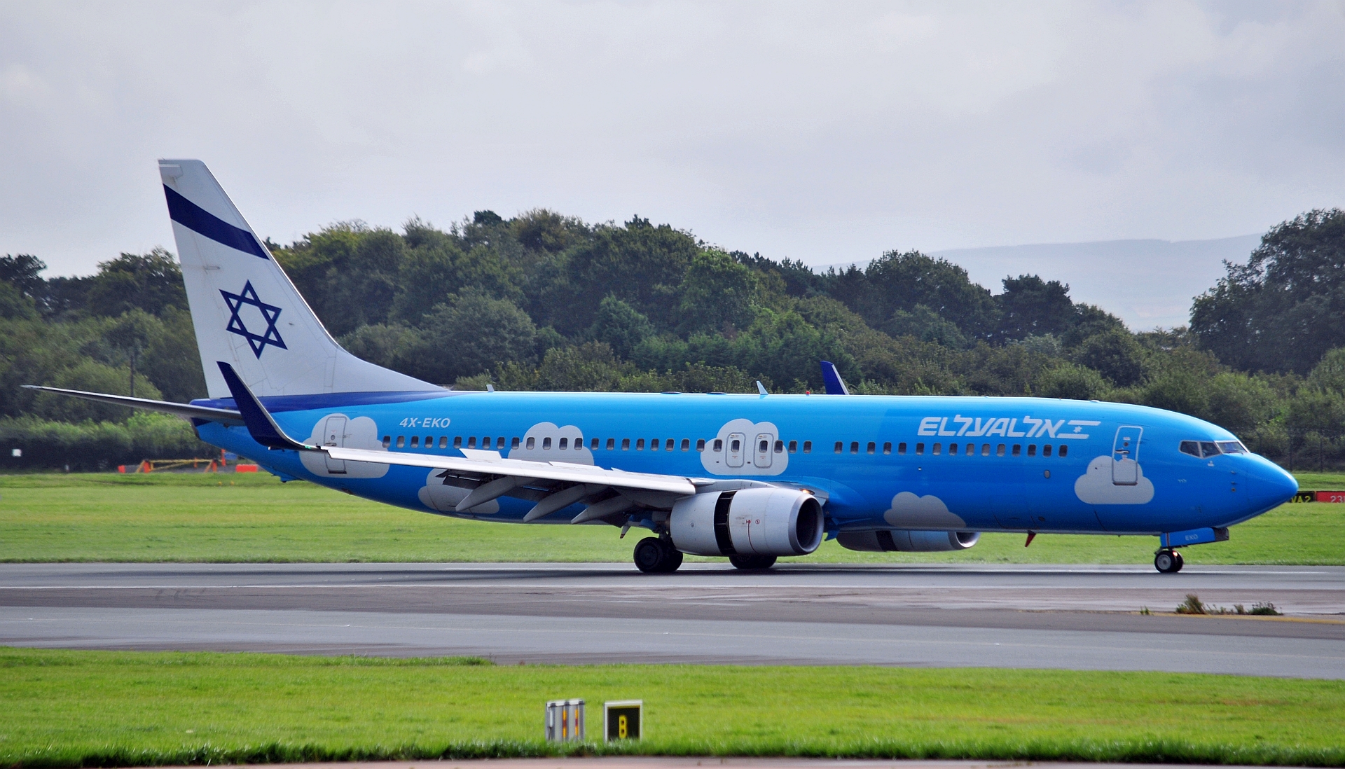 ELAL B737-800 4X-EKO was photographed from the RVP on Sunday 1st September. Photo: Ross Fearn