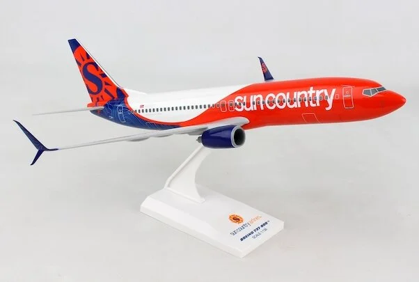 Skymarks SunCountry 737-800.jpg