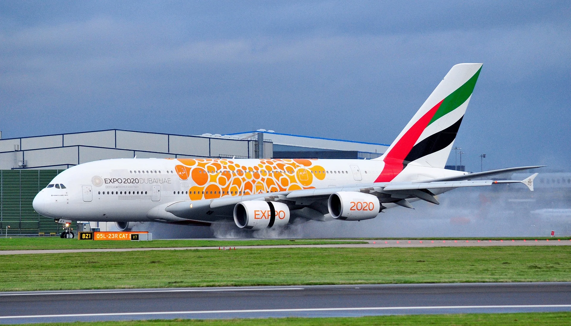 Emirates A380 A6-EEY wearing the “Orange” Expo 2020 scheme.Manchester 28th September 2019. Photo:Ross Fearn