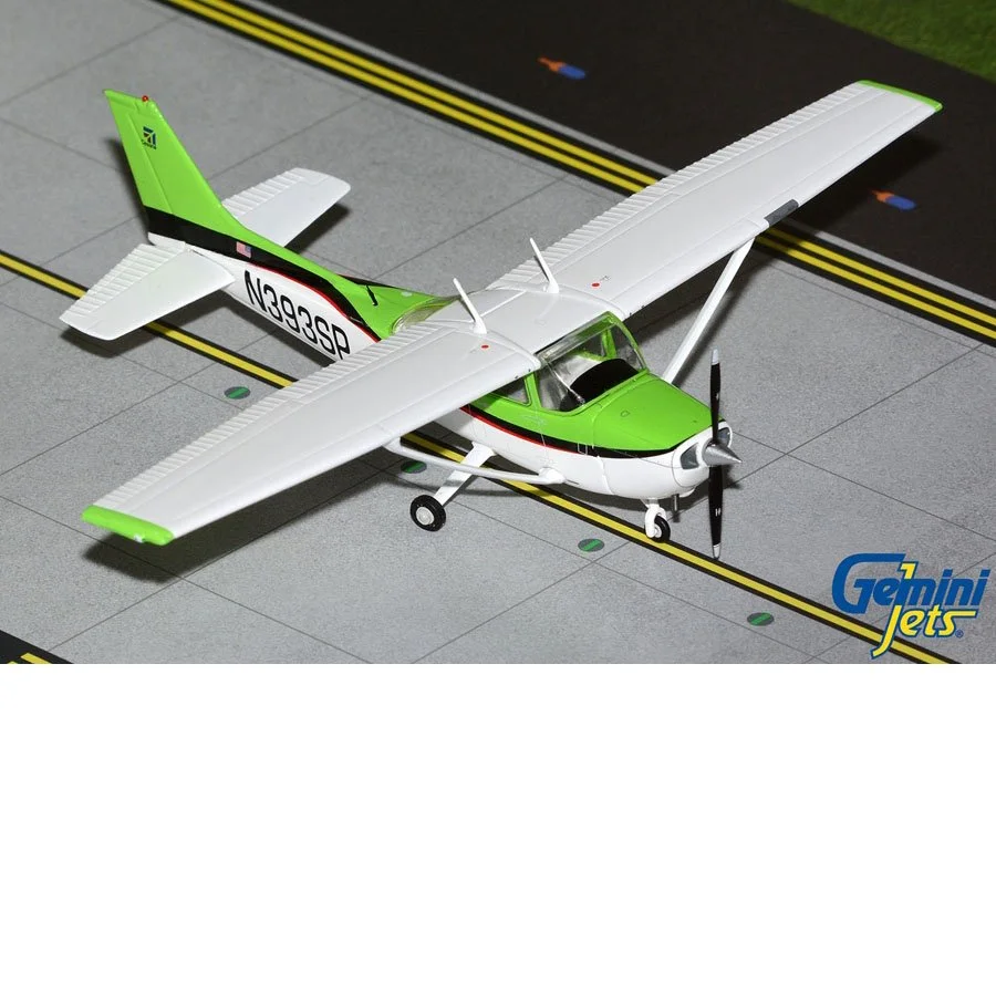 Gemini 1-200 Cessna 172 Skyhawk N393SP £65 Online.jpg