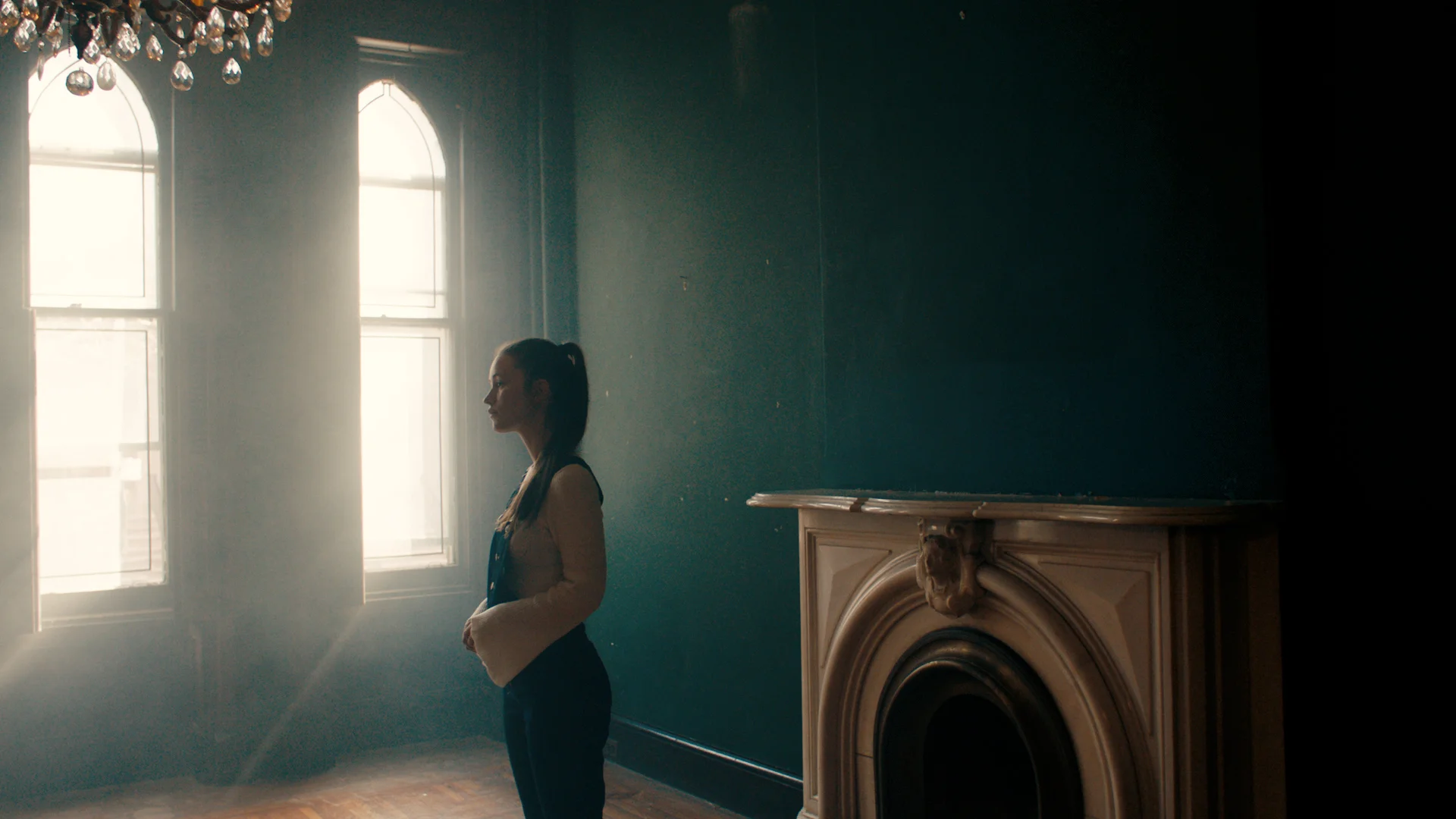 001_SPOTIFY_SIGRID_MAIN_EDIT_FINAL_051118.00_01_50_07.Still006.jpg
