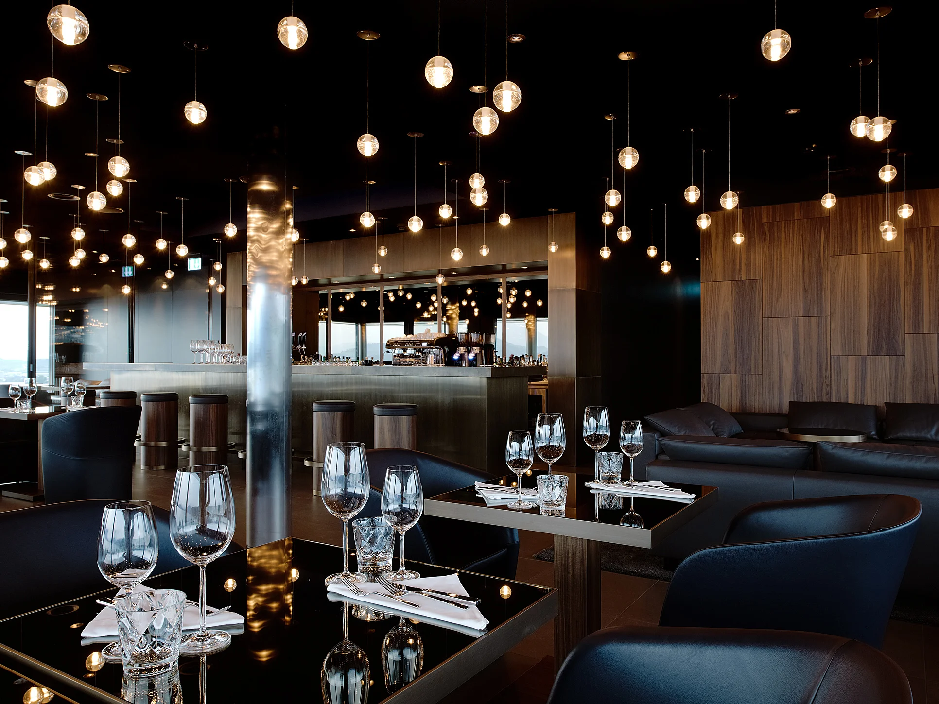 Restaurant Fotografie Zürich Peter Hebeisen | Skylounge Zug #1