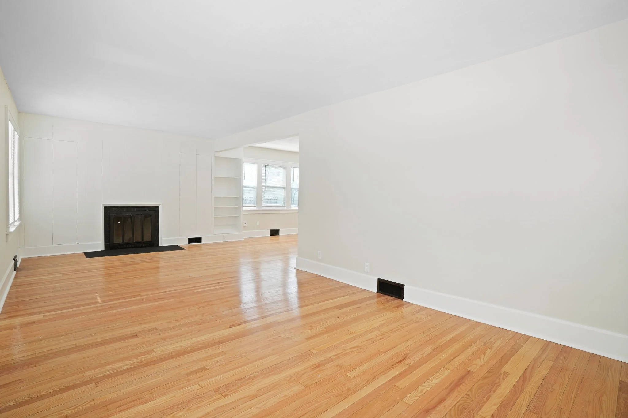 1-web-or-mls-DSC09785.JPG
