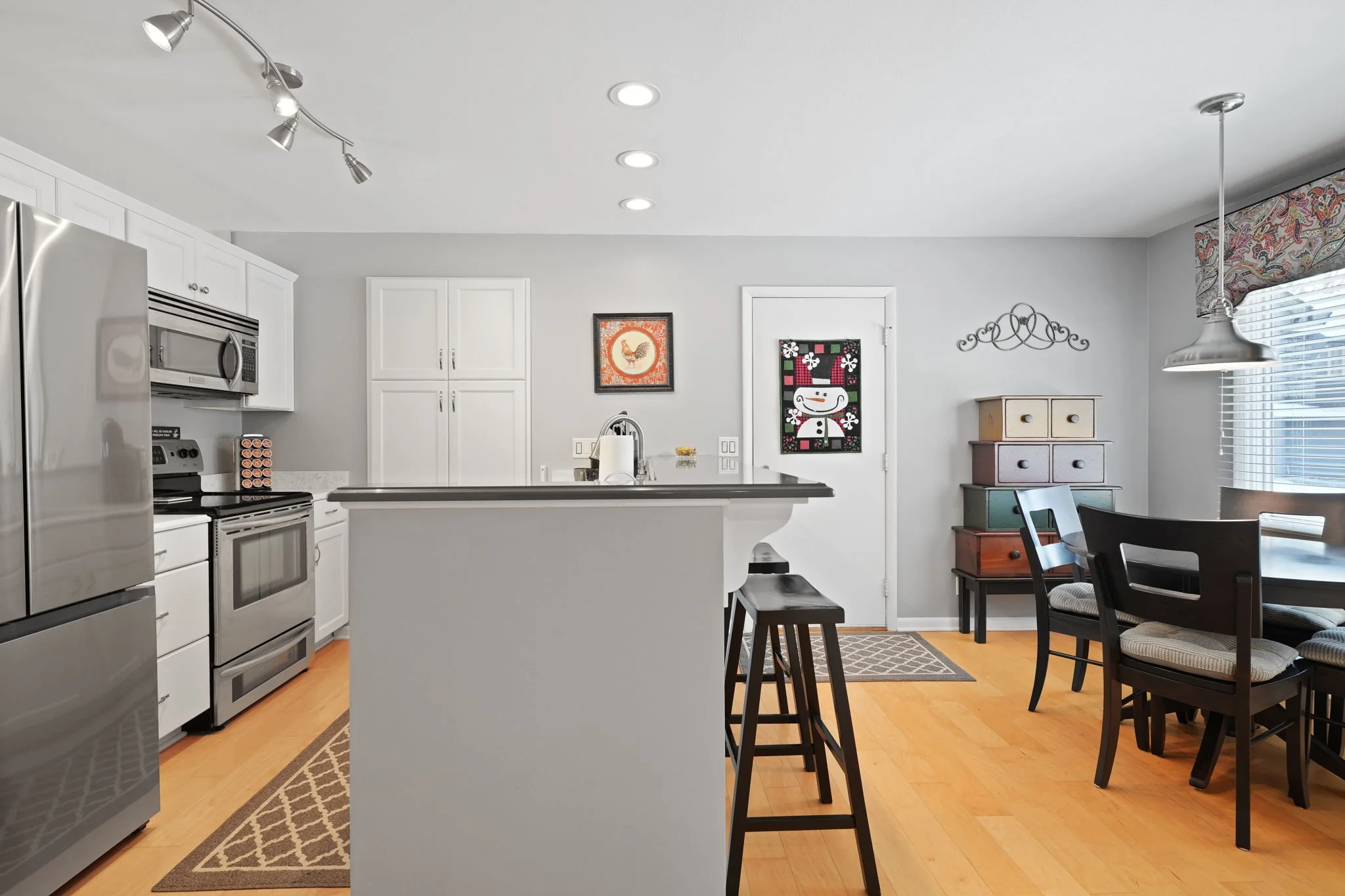 21-web-or-mls-DSC09091.JPG