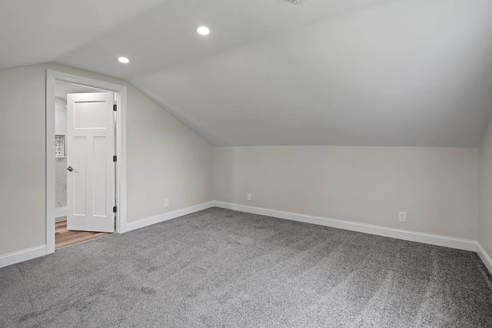 1-web-or-mls-DSC07632.JPG