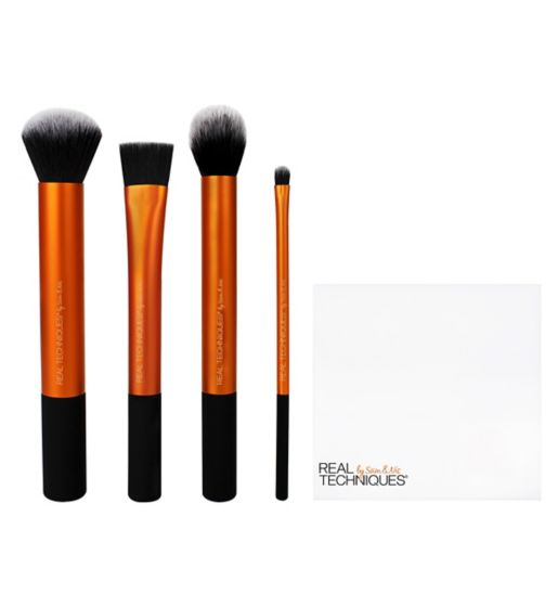 Real Techniques Flawless Base - Best Makeup Brushes And Sets