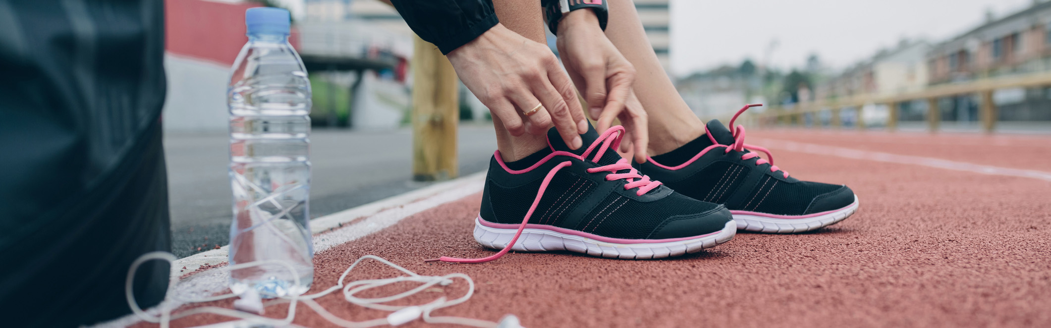 buying-running-shoes-main.jpg