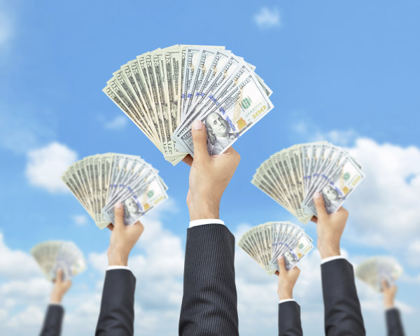 crowdfunding-e1436799178102.jpg