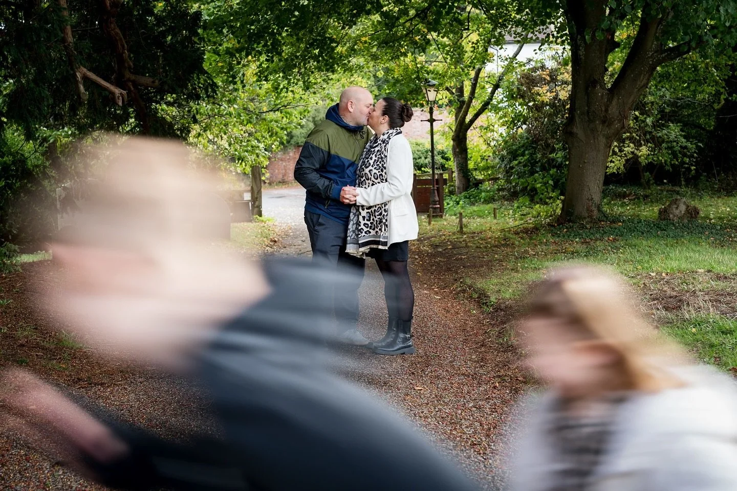 What do you do when the kids won&rsquo;t sit still? 🤣
&bull;
&bull;
&bull;
#weddingphotography #weddingday #weddingphotographer #weddinginspiration #weddingideas #bridetobe #engaged #weddingphoto #weddingplanning #weddings #engagement #instawedding 