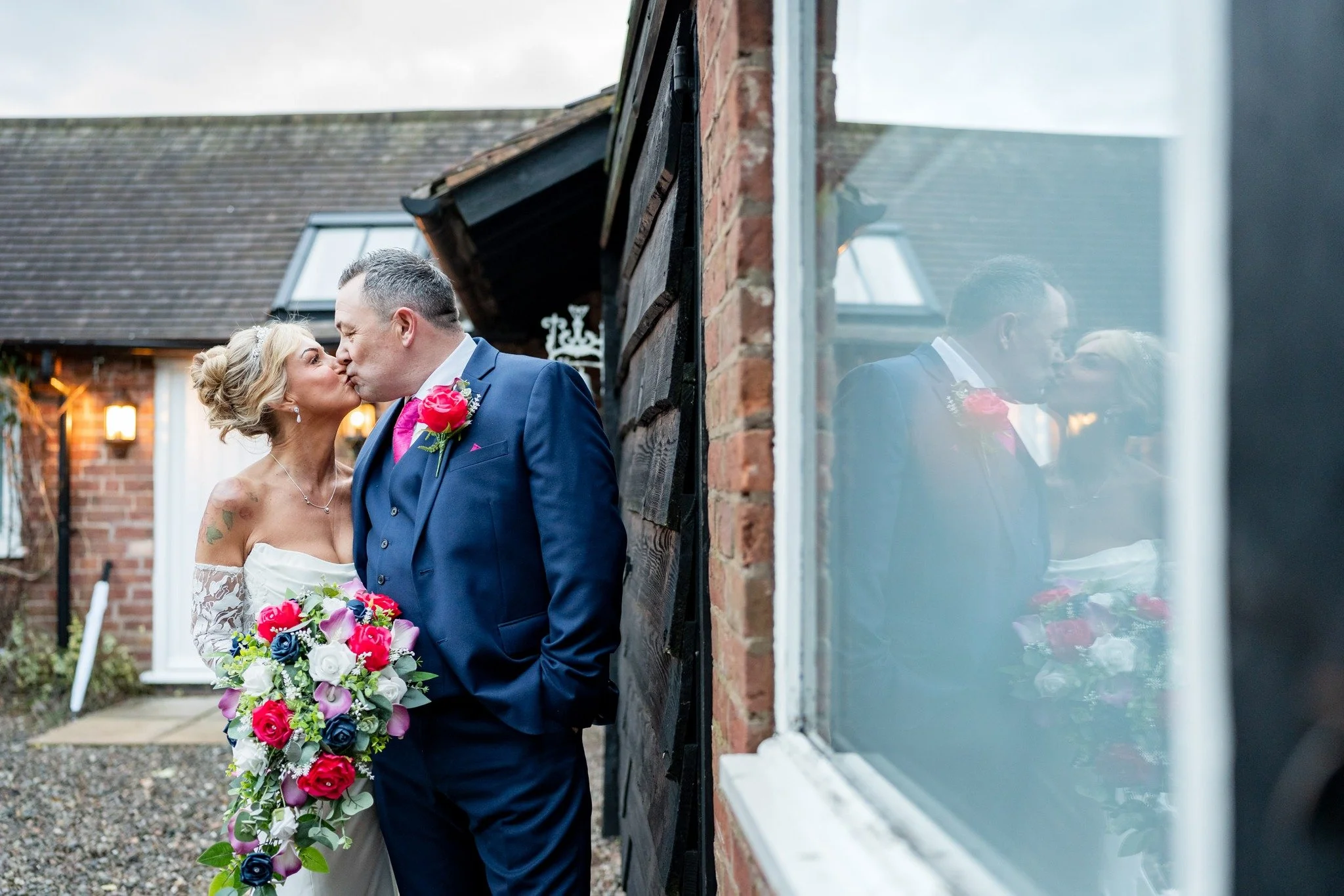 Love a good reflection.
.
.
.
#worcestershireweddingphotographer  #warwickshireweddingphotographer