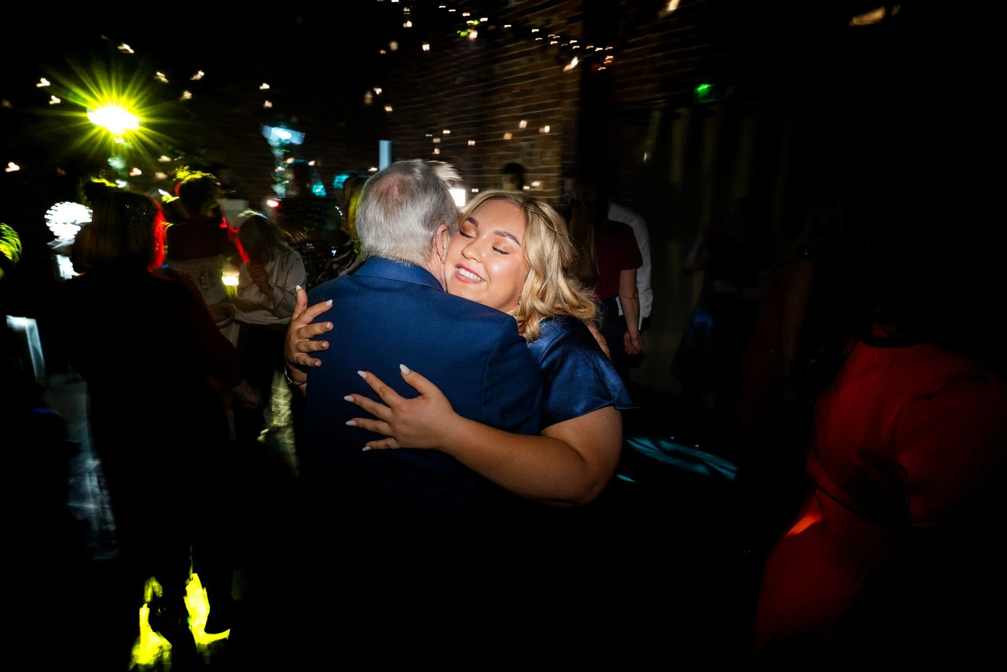 Grandparents are the best 🥰
@curradinebarns  @chamberlainevents 
.
.
.
#worcestershireweddingphotographer #warwickshireweddingphotographer