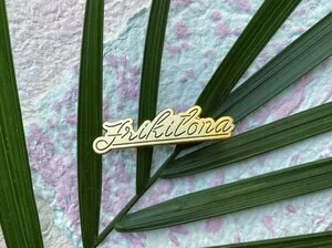 Frikitona Pin