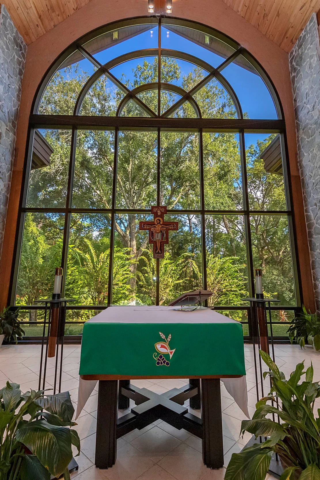 a.+mary%2C+mother+of+God+chapel1.jpg