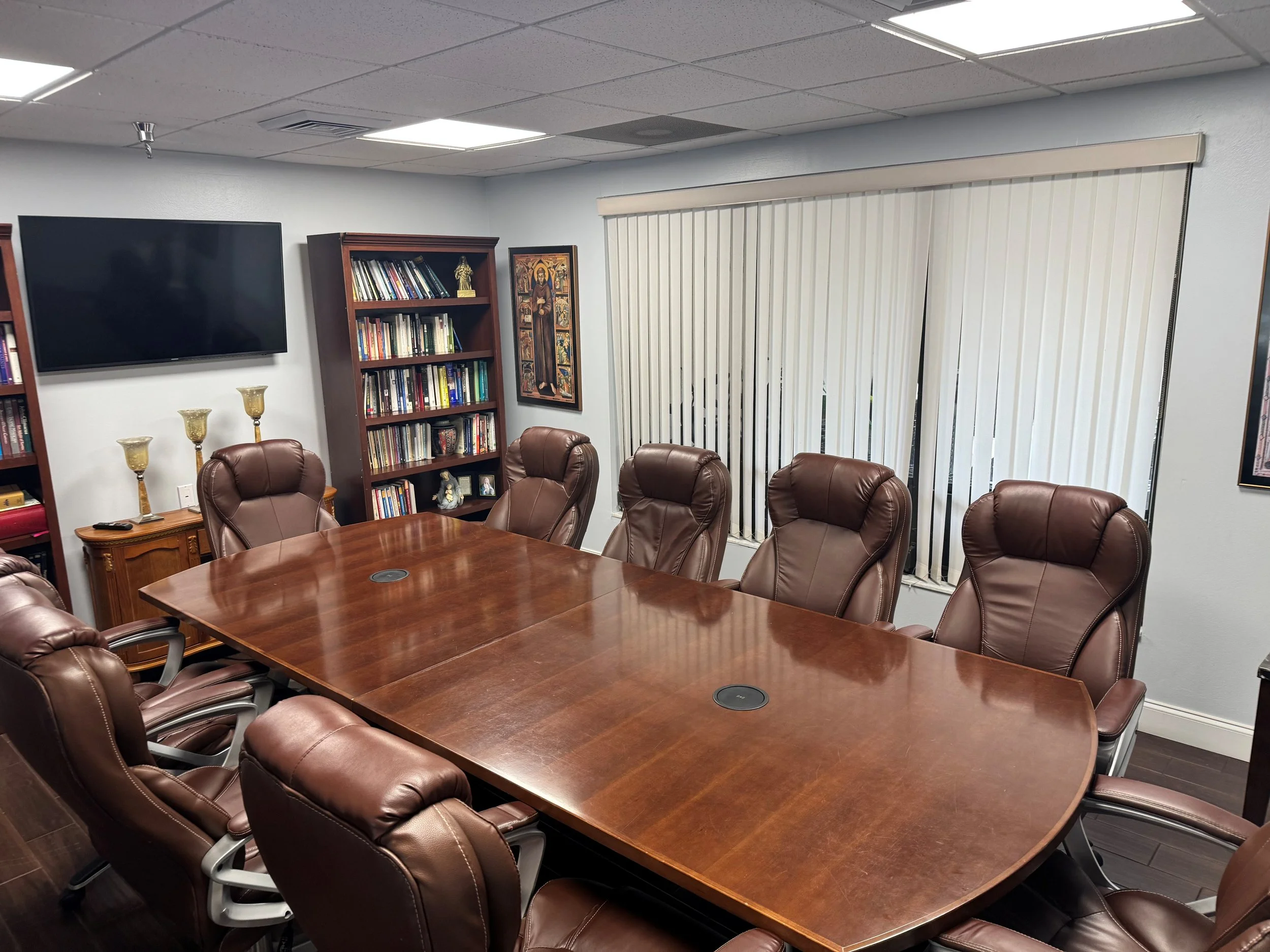 Board Rm Bldg 300.jpg
