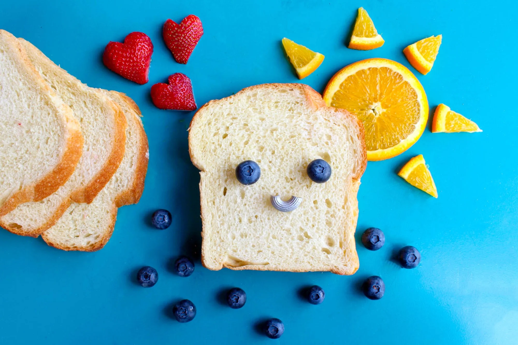 berries-blueberries-bread-708488.jpg
