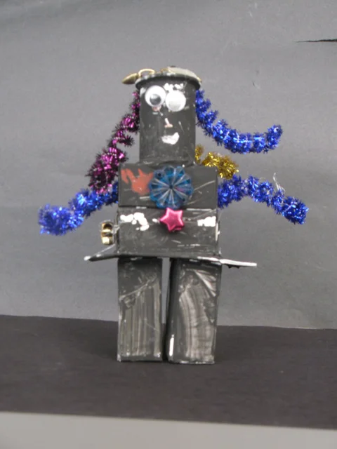 Nichole Talbott - CandyBox_Robot3.jpg
