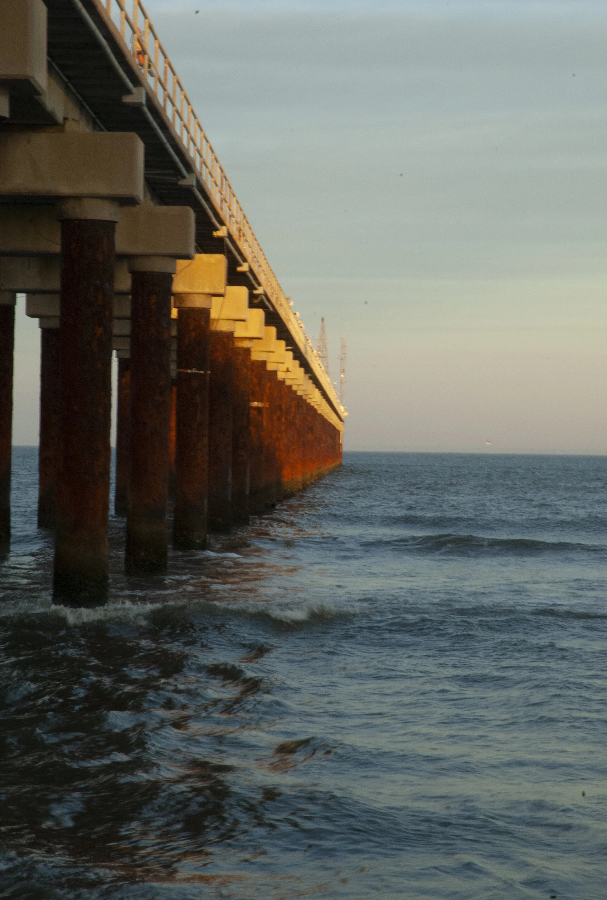 Corps of Engineers’ Research Pier.