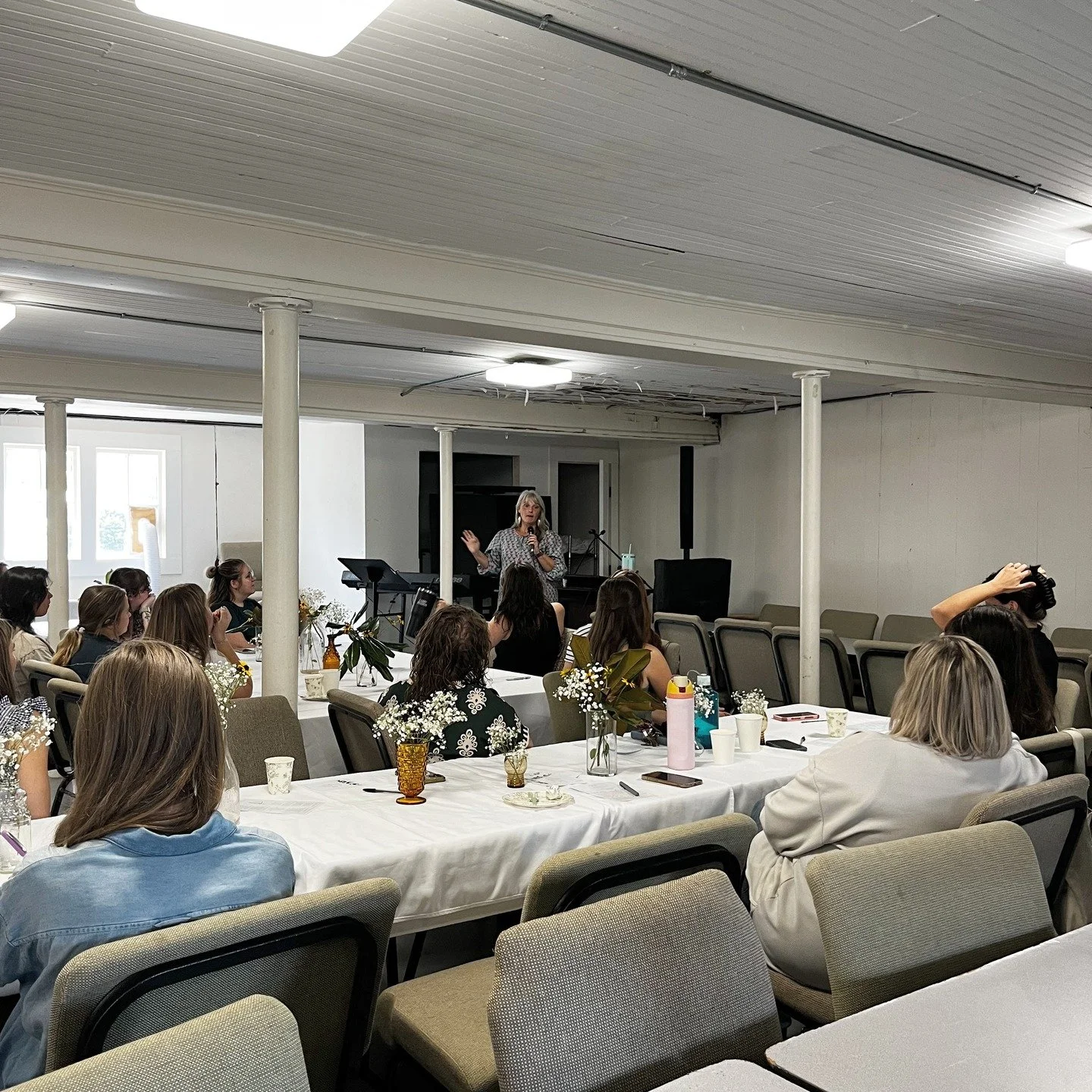 Women of Redeemer! 
Join us for a festive Christmas Tea Party and Ornament Exchange on Saturday, December 6th from 9&ndash;11 AM! 🎄☕️

If you haven&rsquo;t RSVP&rsquo;d yet, you can do so using the link below.
https://redeemergreenville.breezechms.c