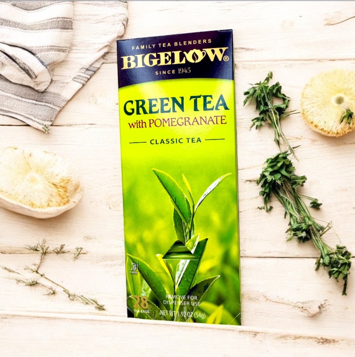 GREEN TEA WITH POMEGRANATE