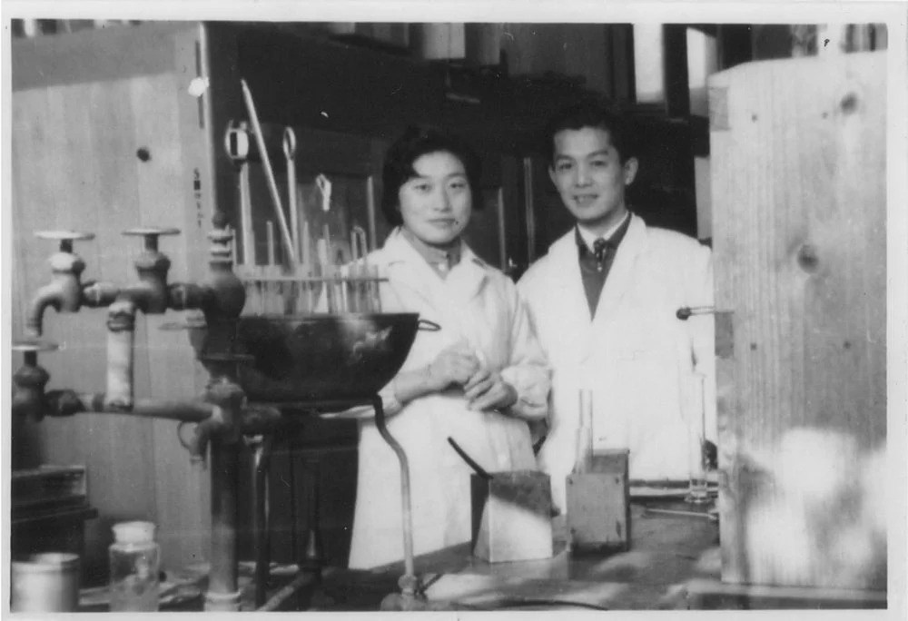 Tsuneko and Reiji Okazaki in their lab at Nagoya University, Japan, shortly after their marriage in the 1950s. Used with the kind permission of Nagoya University.