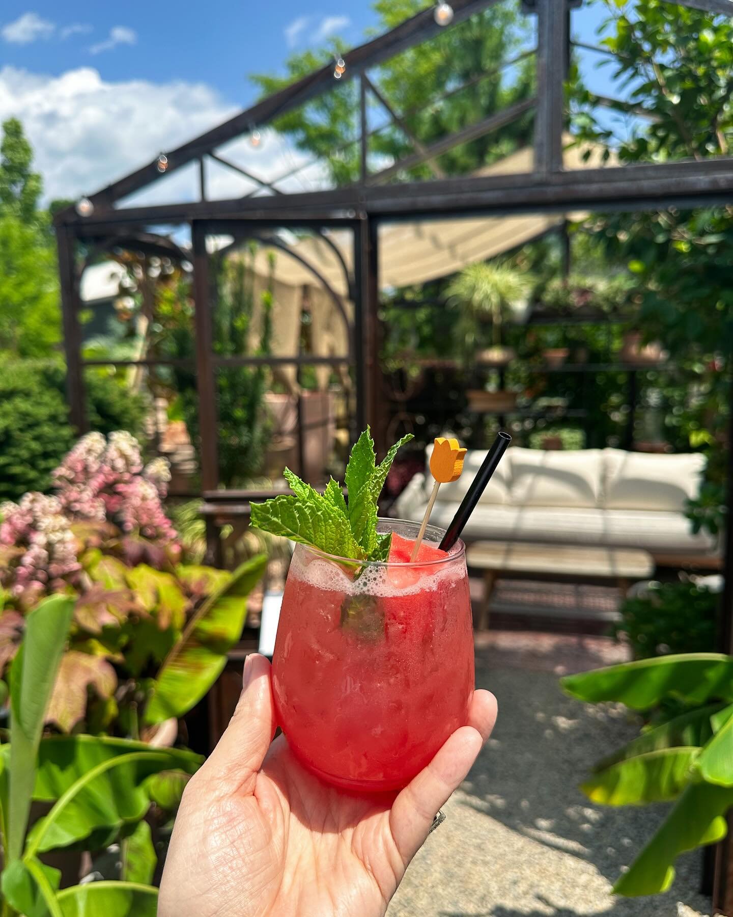 It&rsquo;s the first official weekend of summer, and it&rsquo;s going to feel like it 😎 Luckily we have plenty of outdoor seating, cold cocktails, coffee and ice cream, food trucks, and a gorgeous shop with homewares&hellip; and air conditioning! 

