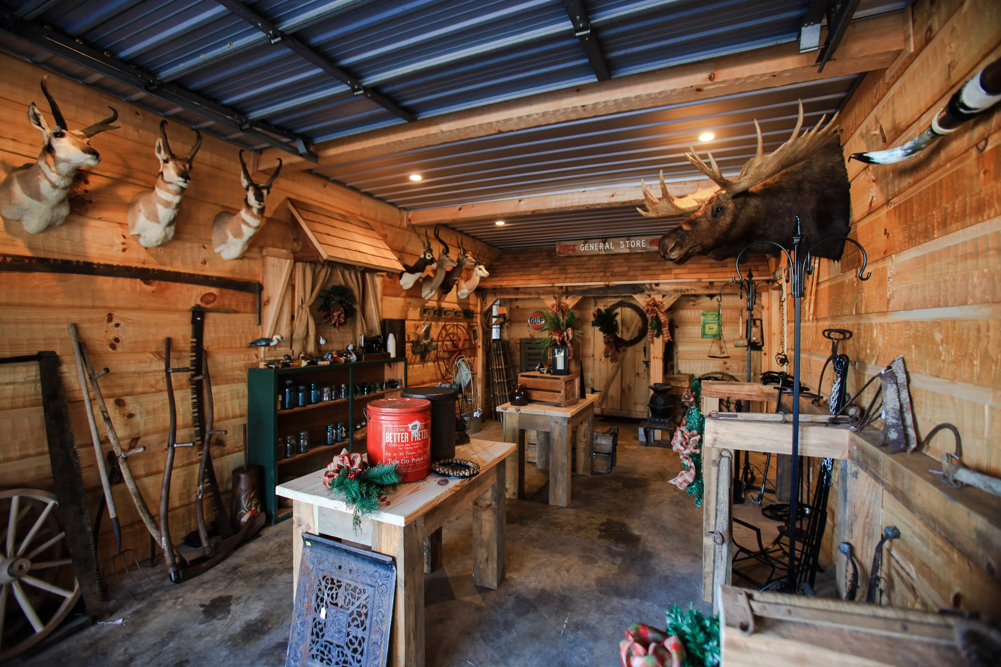 While you’re at the Exotic Animal Park, take time to visit our antique barn, there you’ll fine old south farm relics, decoys, vintage tins, and antique jars and glass.