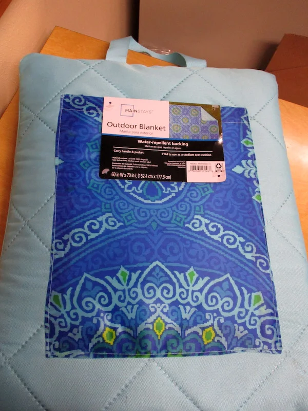WalMartBlanket1.jpg