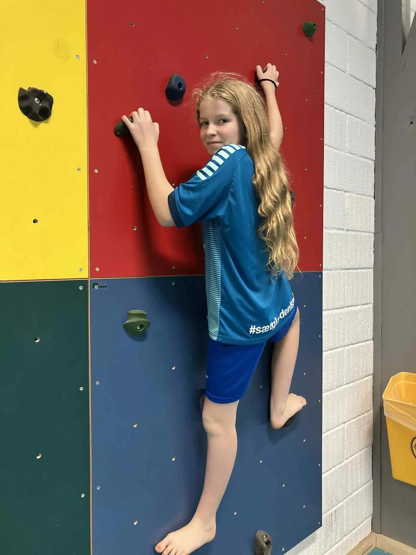 🌟 Billum Frib&oslash;rneby bakker fuldt op om Billum Friklub! 🌟

Hvor er det fedt, at vi i Billum har et klubtilbud for (4. klasse og op) i hallen hver tirsdag og torsdag eftermiddag 💚

Et sted hvor b&oslash;rnene kan h&aelig;nge ud sammen, v&aeli