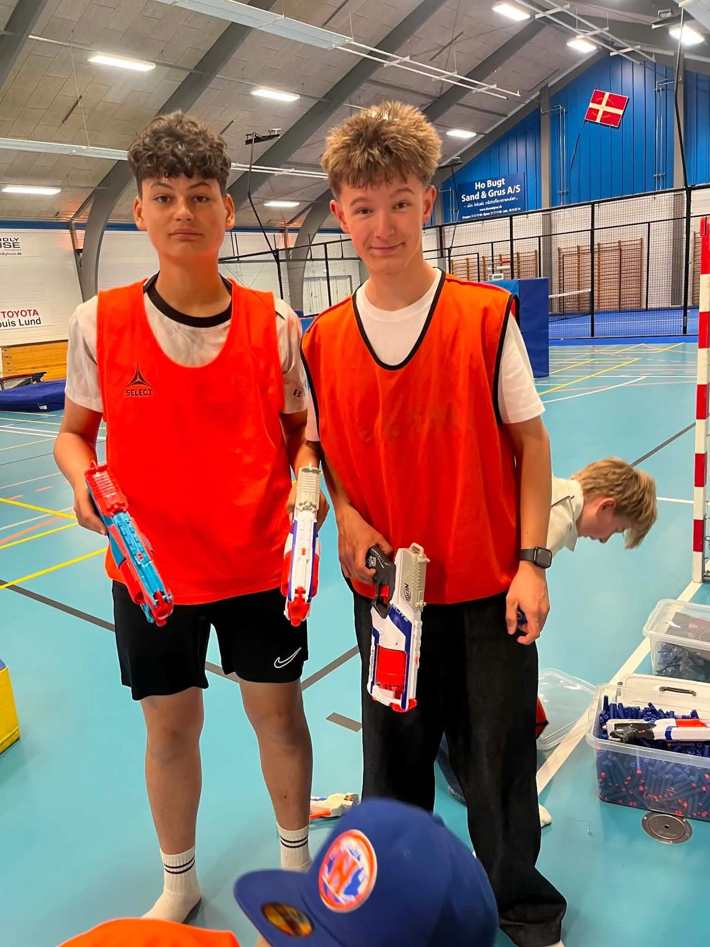 De sidste billeder fra en dejlig lejrtur og en STOR tak til l&aelig;rerne ❤️🌞

6.-8. klasse afholdte nerf gun-turnering i hallen 🔫💥

4.-5. klasse bes&oslash;gte Verdensm&aring;lshuset i Esbjerg 🌍 Her h&oslash;rte de om, hvor vigtigt havet er, og 