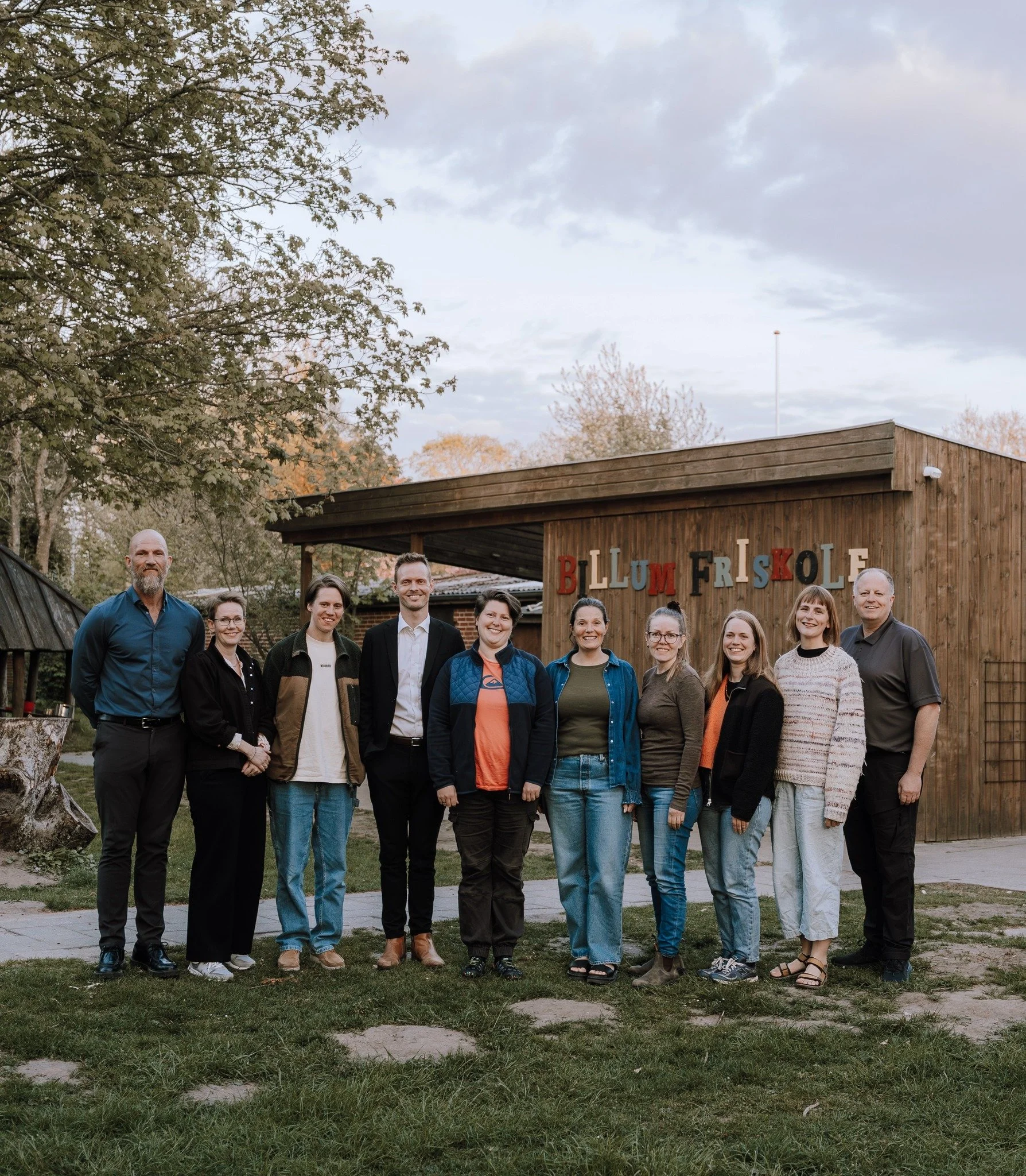 🌿 Ny bestyrelse i Billum Frib&oslash;rneby 🌿

Bestyrelsen ser efter konstitueringen s&aring;ledes ud:

▪️ Formand: Mark Meier
▪️ N&aelig;stformand: Anne Sofie H&oslash;j
▪️ Kasserer: Mark Meier
▪️ Sekret&aelig;r: Stine Vesterheden

Udvalgsposter:
▪