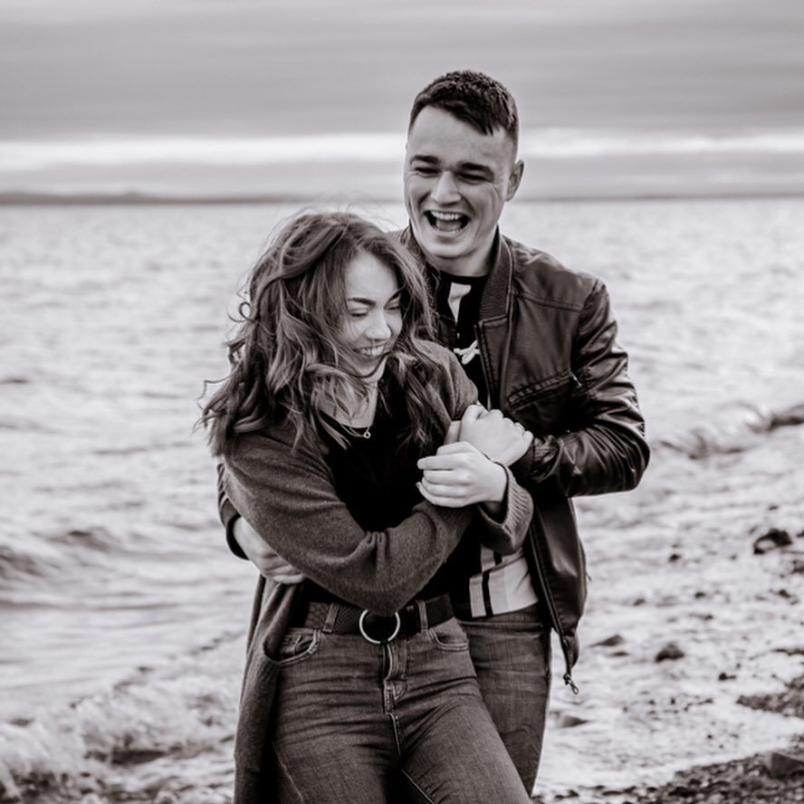 Caitlin &amp; Sean
They call themselves &bdquo;absolute messers&ldquo; and that&rsquo;s what they were all along during our shoot. 😜
I love when couples feel they can be themselves while I&rsquo;m taking their pictures. I&rsquo;m always trying to ca