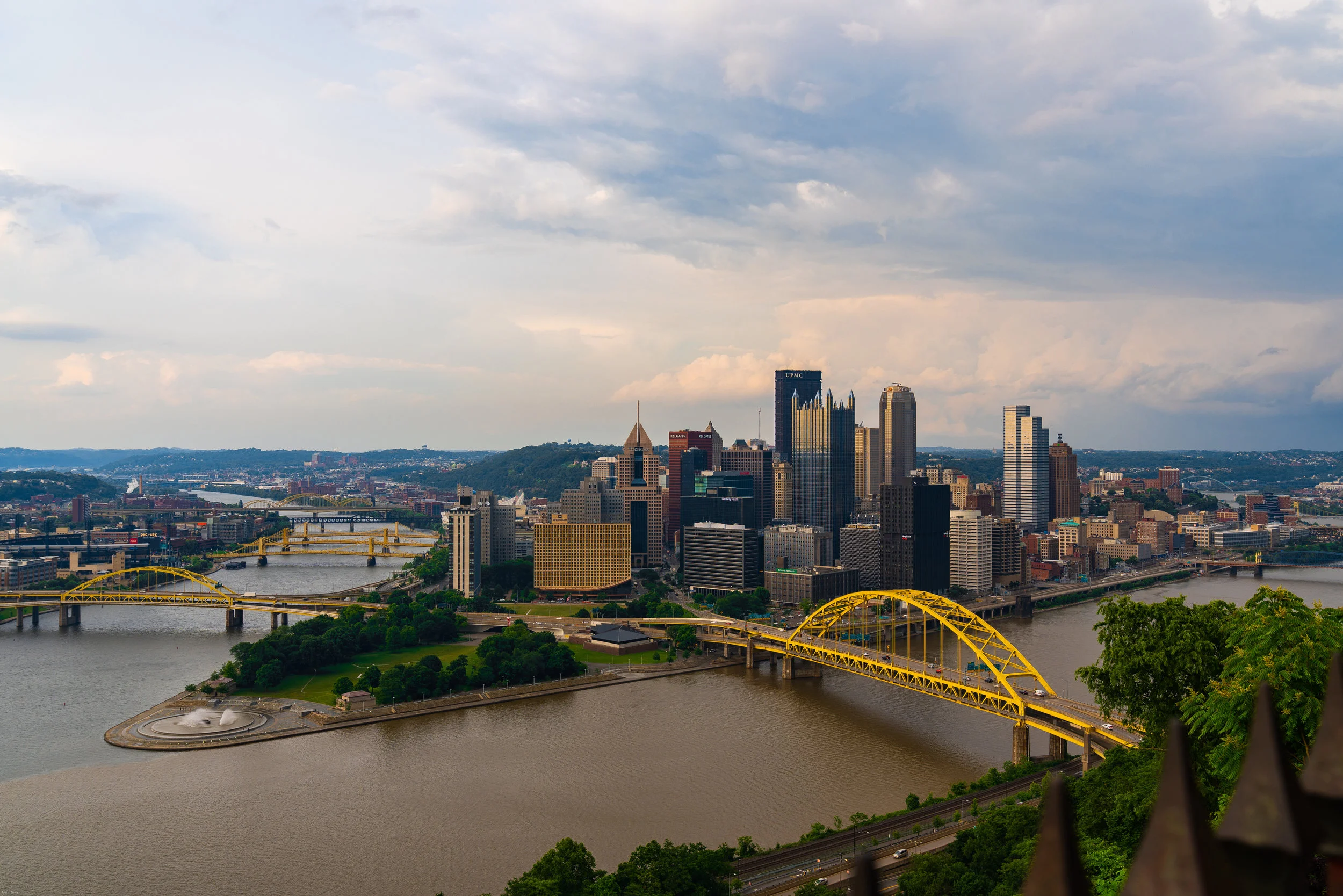 Pittsburgh skyline color grade.jpg