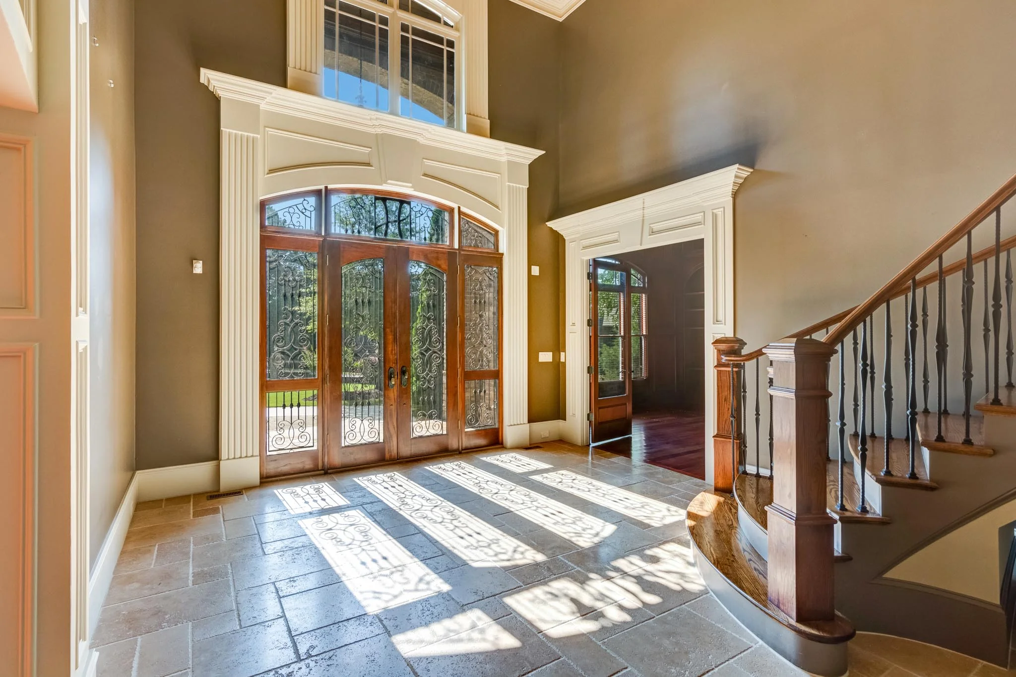 Real_Estate_Photographer_for_3D_Aerial_Drone_Tours_Cumming_GA-banner.jpg