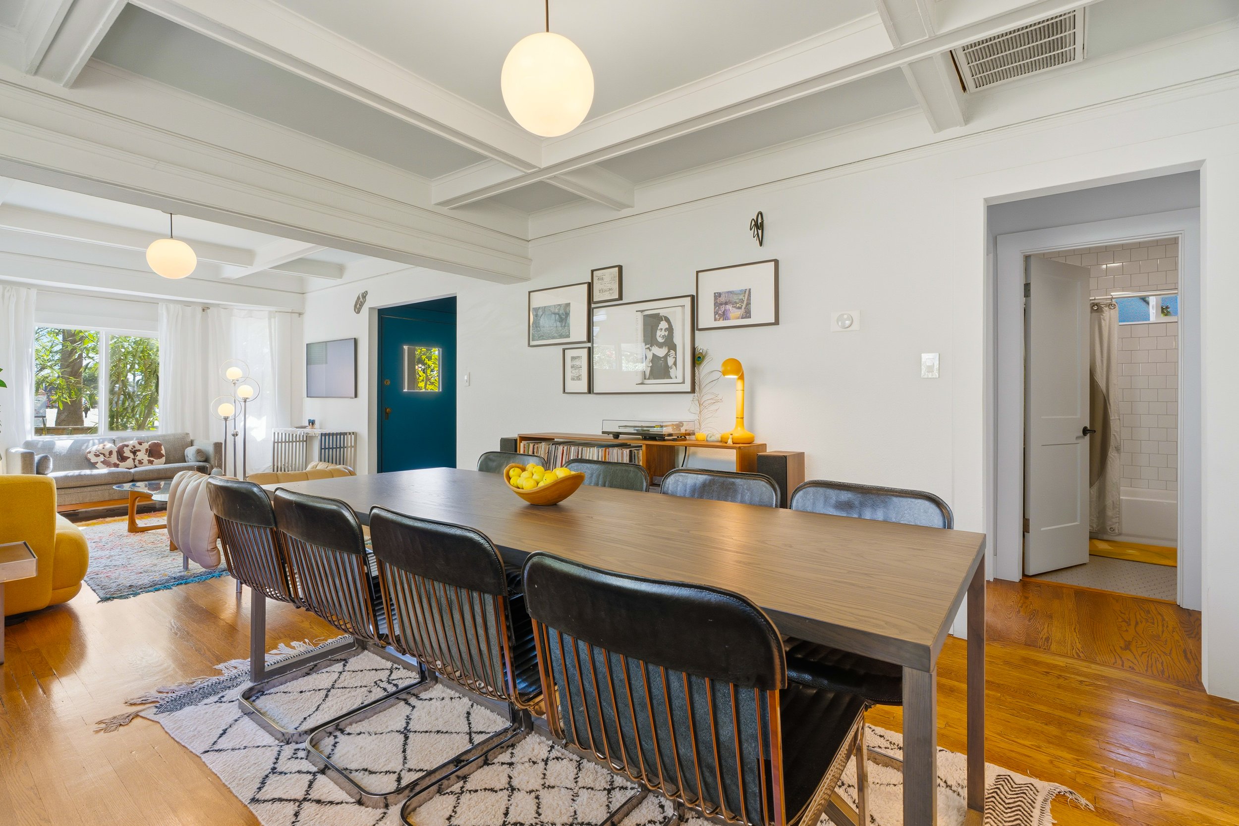 3329 Roseview-29.jpg