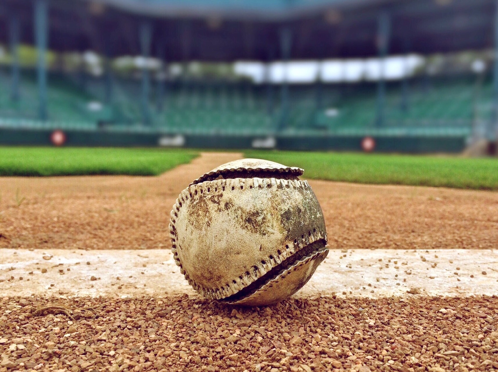 baseball-1091211_1920.jpg