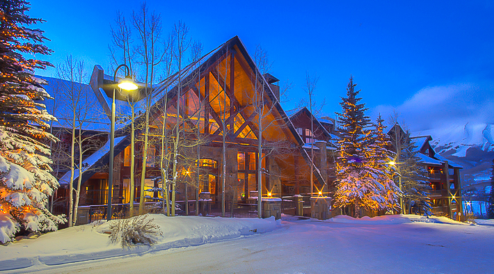 Bear-Creek-Lodge-Winter-night-exterior-1.jpg