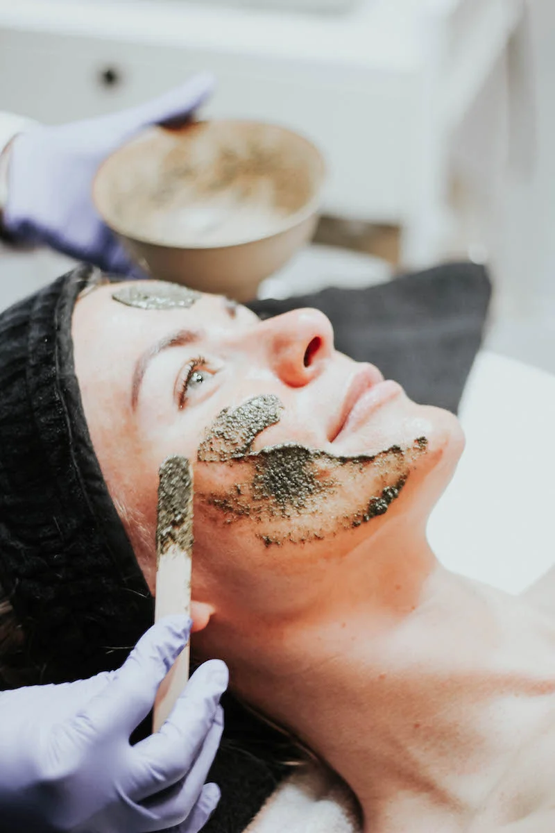 Monika Dixon of Monika Dixon Public Relations experiences “the green peel” at SoLux Med Spa in River North with Angelica Anaya.